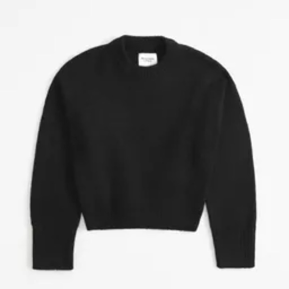 Abercrombie Women’s Wedge Crew Sweater